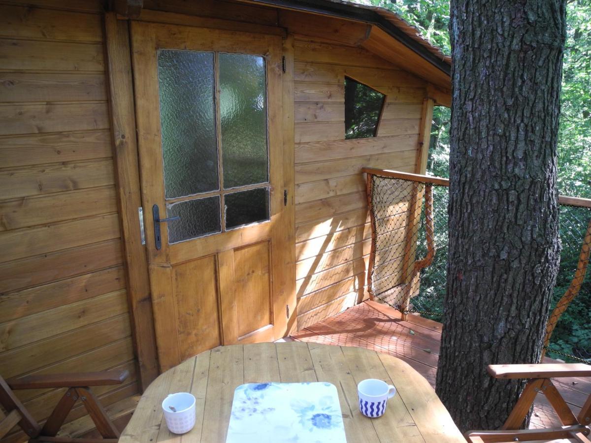 Treehouse V Brdech Bohutín Exterior foto