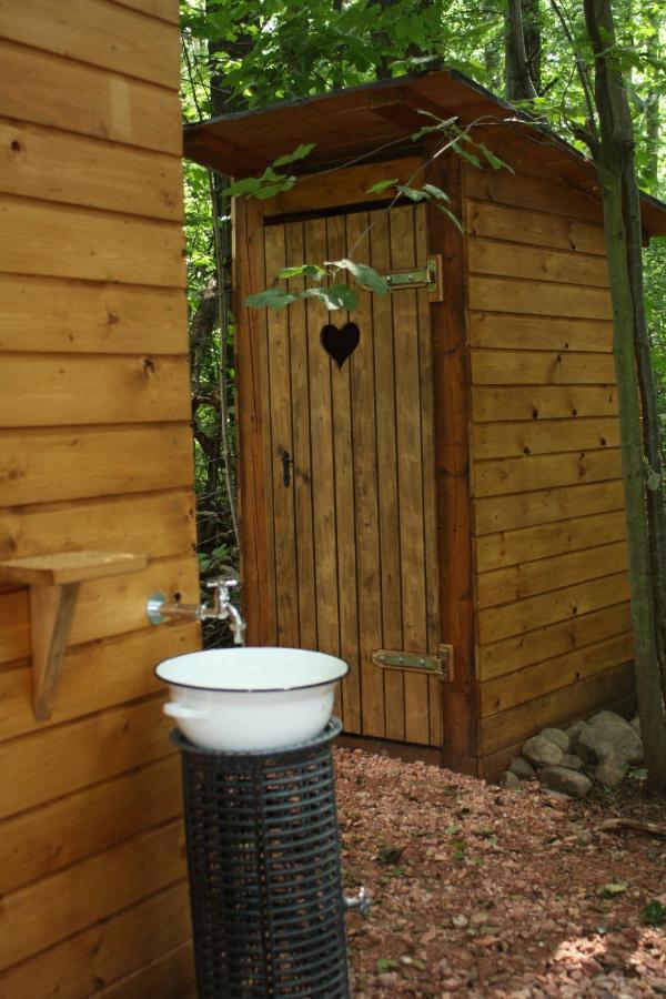 Treehouse V Brdech Bohutín Exterior foto